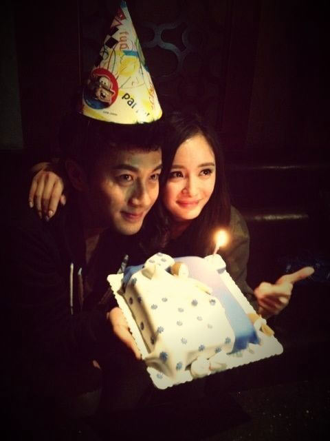 图揭昔日童星婚恋现状 宫傲与女友合照曝光