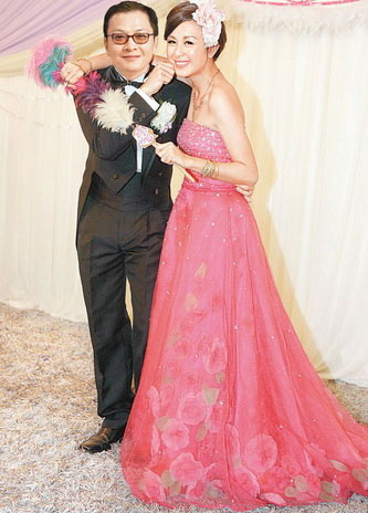 图揭昔日童星婚恋现状 宫傲与女友合照曝光