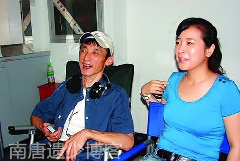 46岁陈小艺13岁儿子近照曝光