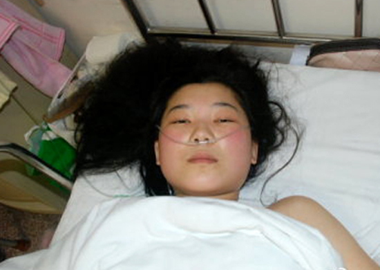 青岛女孩北京坠楼 爱心网友微博救助