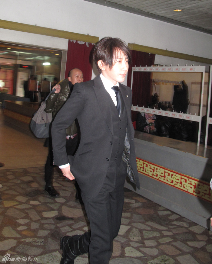 央视春晚第五次终极联排众星现身 揭秘台前幕后(图)