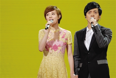 “宏迪”春晚隔19个节目