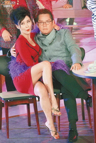 叶玉卿风骚演出不慎露底