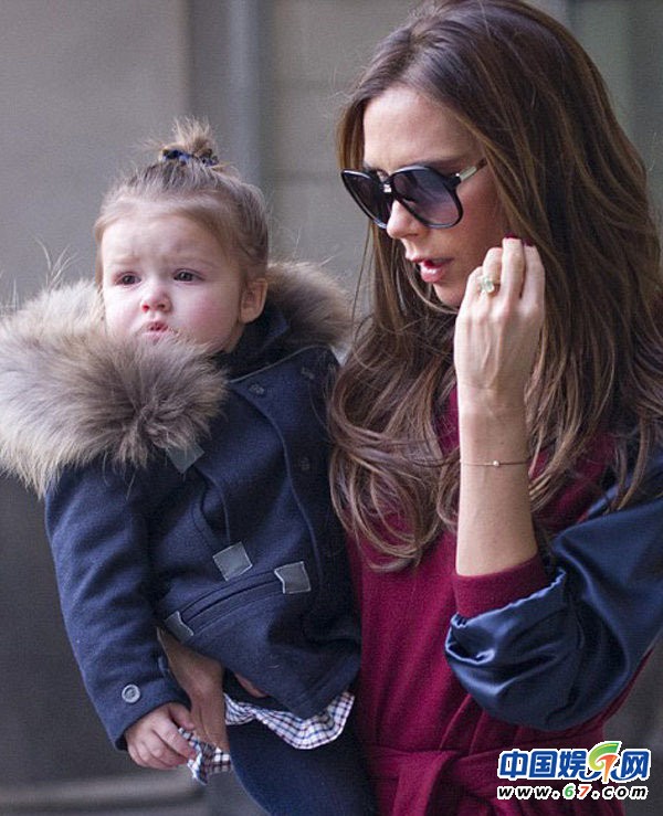 贝克汉姆女儿小七19个月四次看秀 网友：长大要逆天