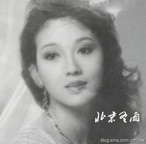 赵雅芝旧照