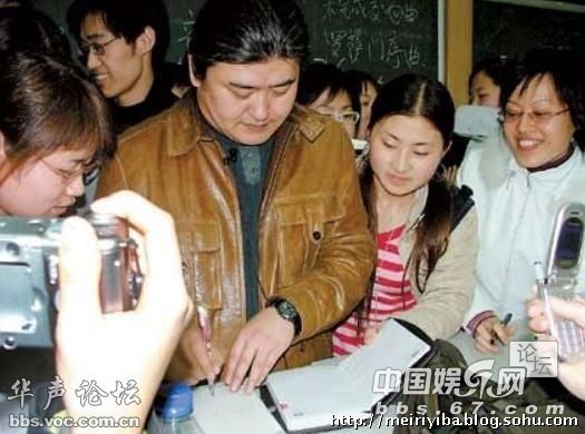 明星当老师的课堂照 谁最有范儿