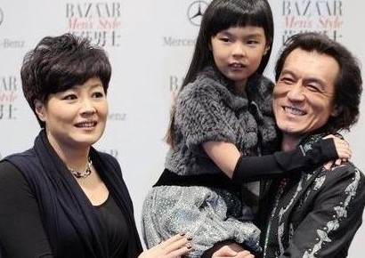 蛇年春晚赵本山不给面子 揭与哈文结怨内幕