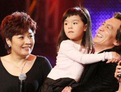 蛇年春晚赵本山不给面子 揭与哈文结怨内幕