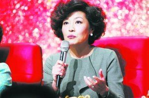 蛇年春晚赵本山不给面子 揭与哈文结怨内幕