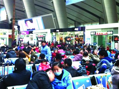 记者体验艰难返青路