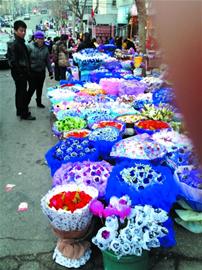 情人节遇春节鲜花滞销 情人节遇春节鲜花滞销