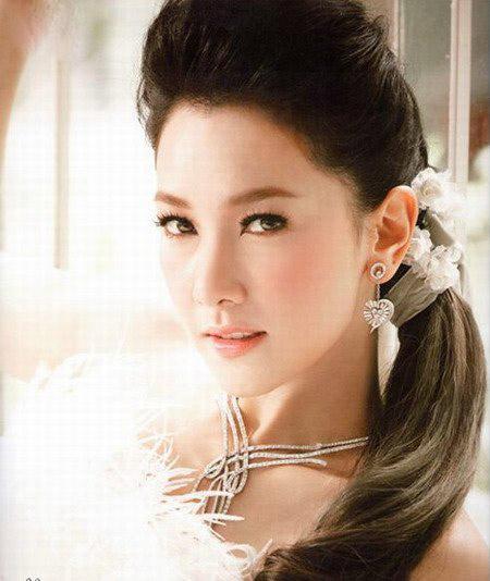 泰国美女总理英拉