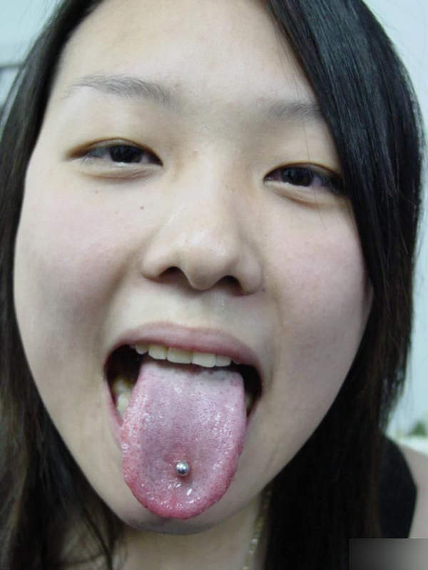 女学生的胆子到底有多大？