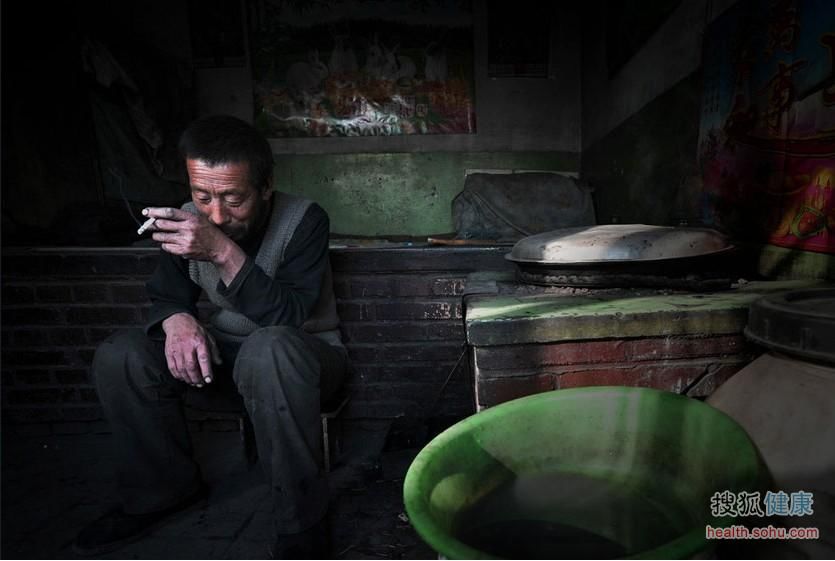 看被癌症村侵蚀的中国地图 悲痛 看被癌症村侵蚀的中国地图 悲痛