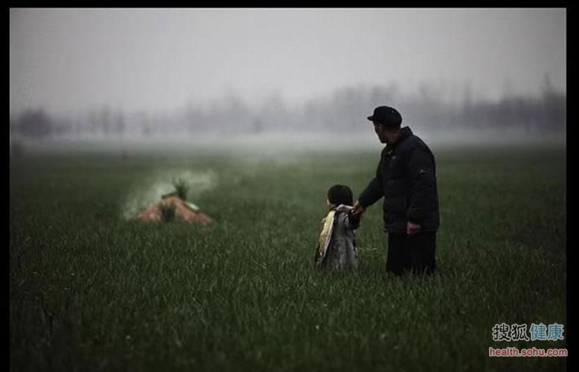 看被癌症村侵蚀的中国地图 悲痛 看被癌症村侵蚀的中国地图 悲痛