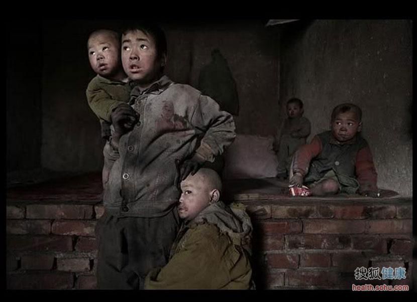 看被癌症村侵蚀的中国地图 悲痛 看被癌症村侵蚀的中国地图 悲痛