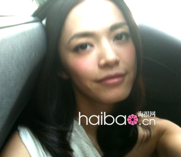 明星微博照 曝亲密死党私服品味