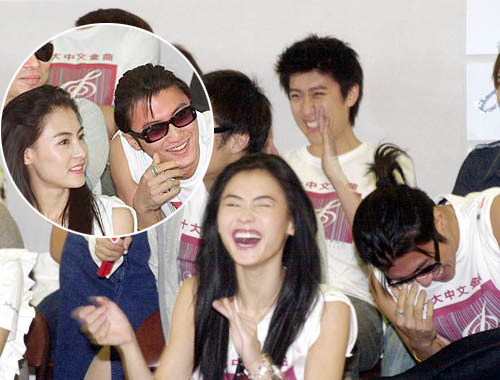 “锋芝”5年情恩爱瞬间