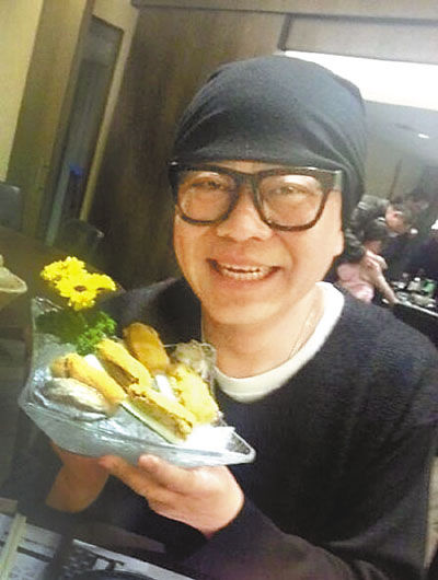 男星傍金枝 欧阳震华险变植物人