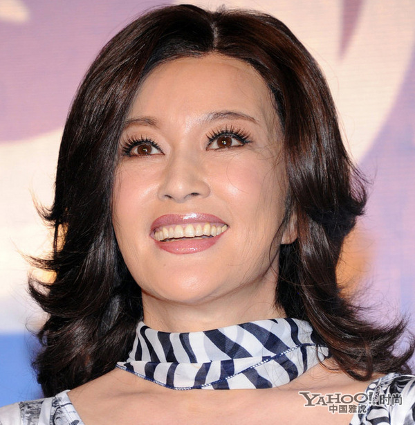 女神级明星真实素颜 脸残面部僵