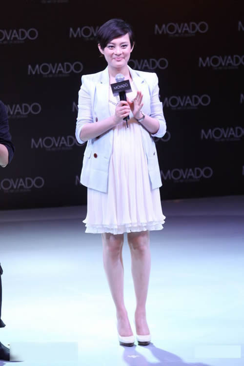 孙俪独自携子出游 婚后生活揭秘