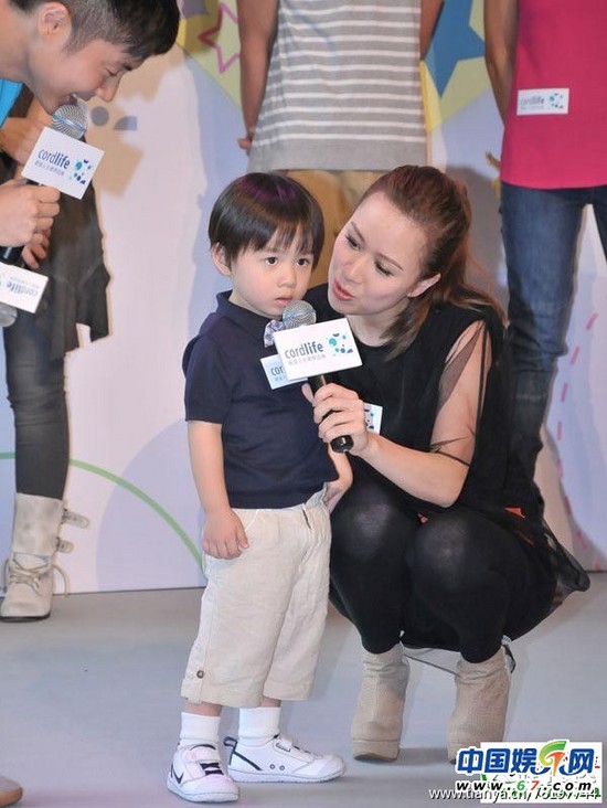 TVB传奇主角配角今何在 离开娱乐圈依旧很精彩