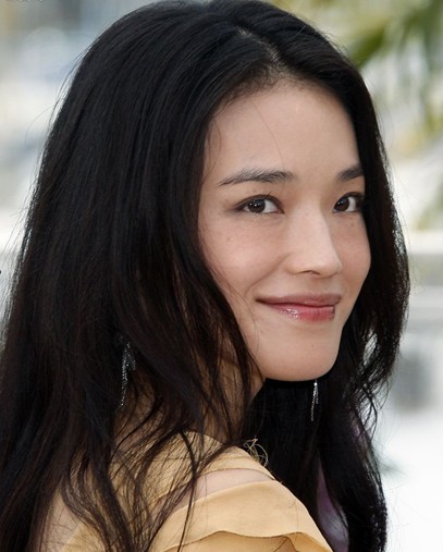 揭白富美女星成剩女内幕：宋慧乔孙菲菲公开征婚仍难嫁