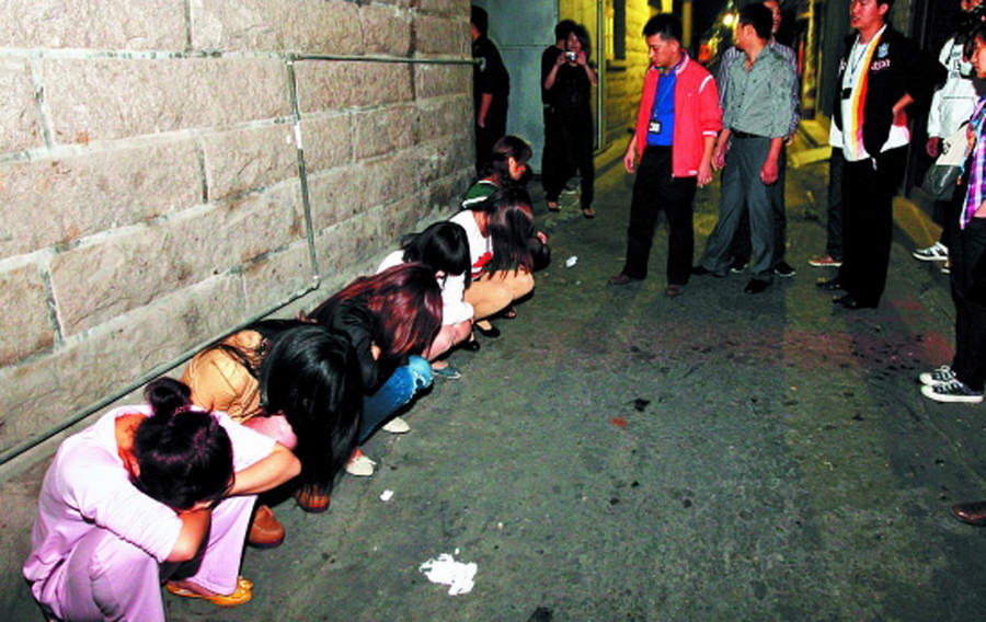 农民工龌龊行径 常与站街女厮混