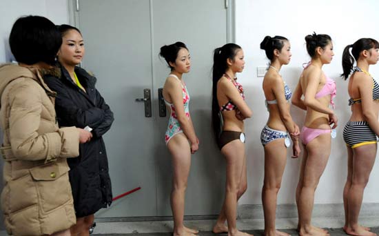 揭秘各地艺考后台场面