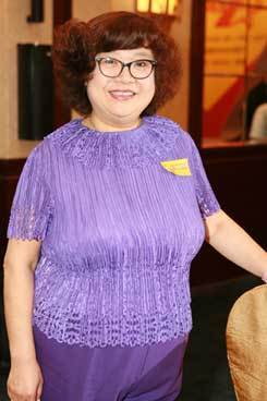 沈殿霞去世五周年百张旧照回顾 热吻郑少秋照片曝光