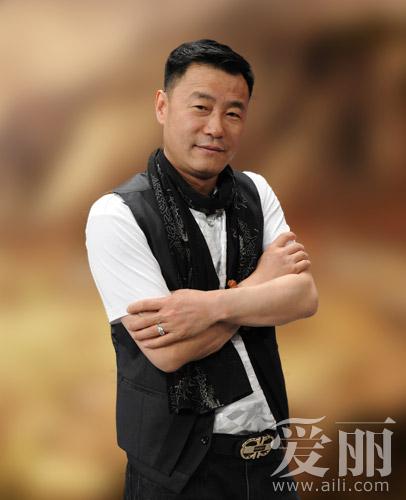 路遥深得赵本山的信任和宠爱