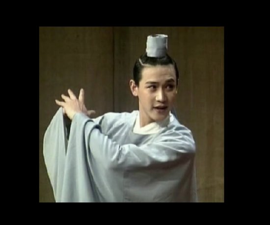 明星校园演出青涩照 你能认出谁