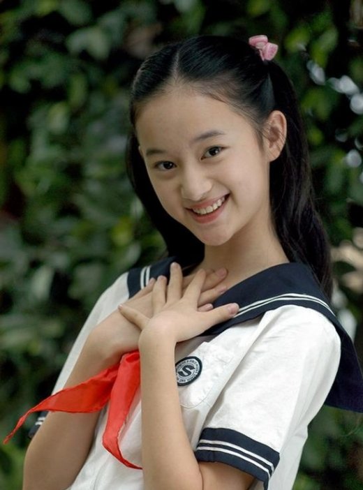 前景大好的演艺圈小花旦 真美