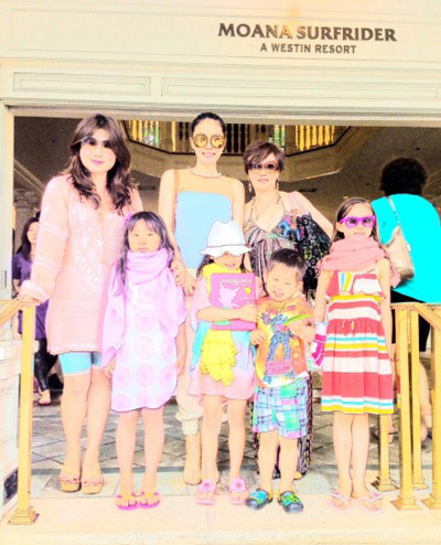 王菲李亚鹏举家海外度春节