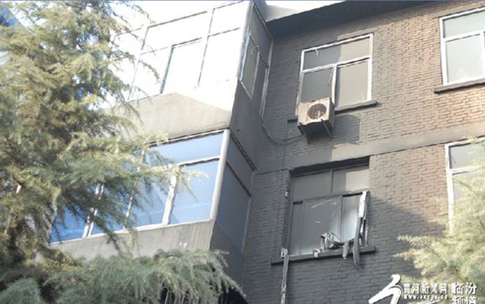 山西一地税局家属院爆炸 官员女儿丧生 