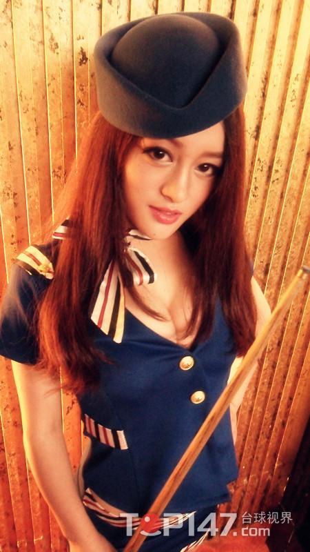 台球宝贝空姐装