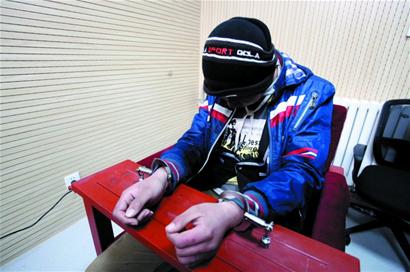 厨师玩起双节棍嘿！打劫的！