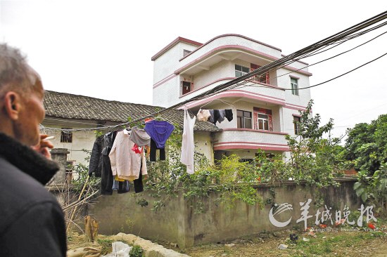 “毒王”黄杏初在东方村的房屋