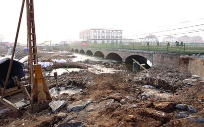 沙子口桥拓为双向六车道 6月30日通车 沙子口桥拓为双向六车道 6月30日通车