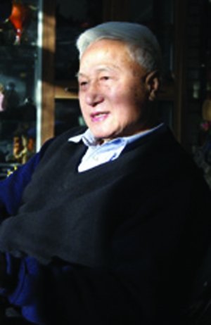 央视前副台长：老百姓过得苦 春晚却在拍马屁