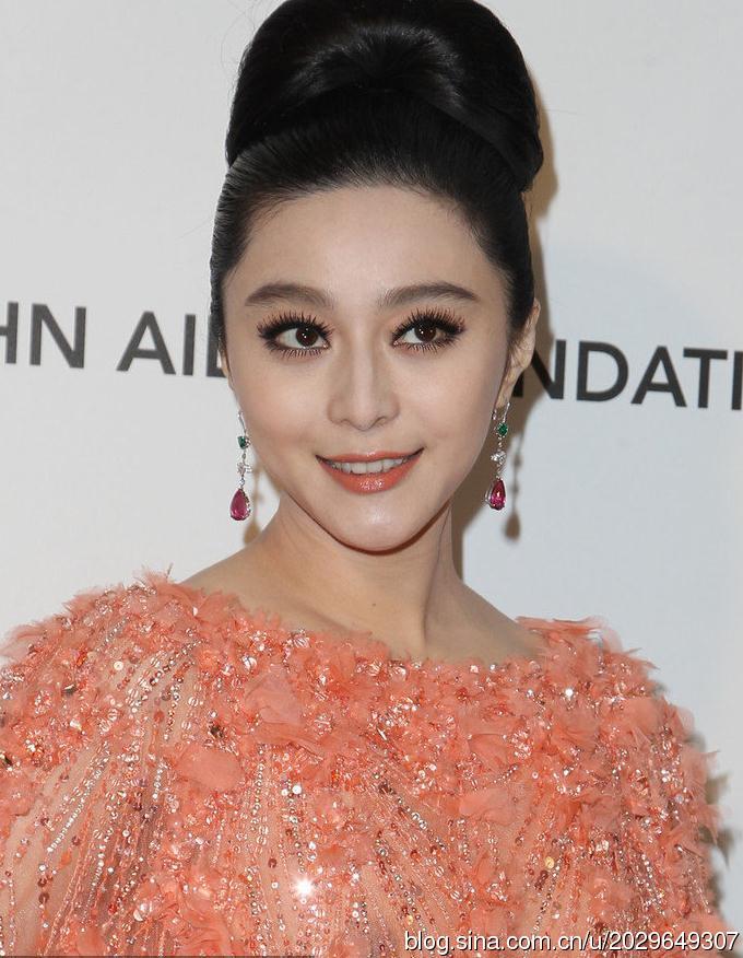 范冰冰奥斯卡之行PS前后对比图流出 网友：瘦点会更美