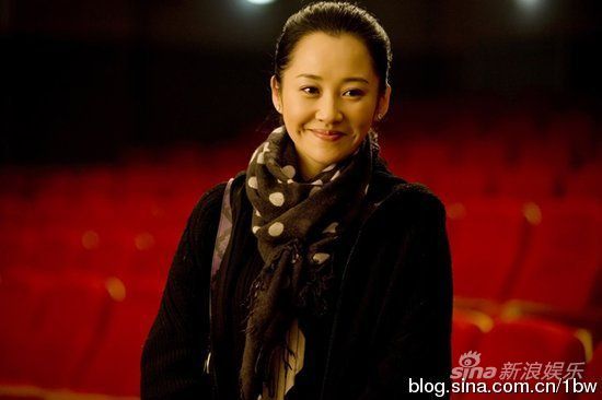 44岁许晴昔日黑白童年照 光屁股露点照一同曝光