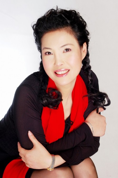 图揭明星悲喜“师生恋” 李双与爱妻江梦鸽相差27岁！