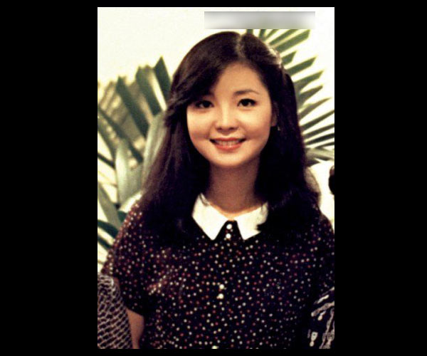 邓丽君尸检照曝光 疑似曾遭掌掴