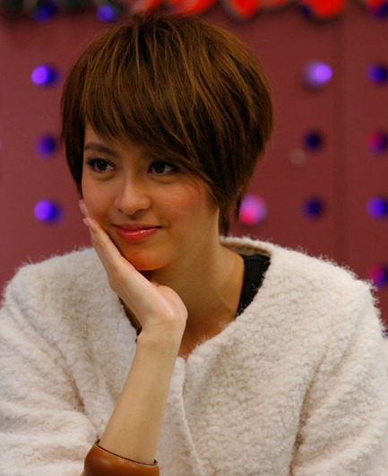 玉女出道二十年容貌今昔对比