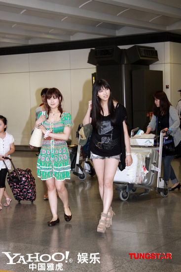 日本女优进军内地创业路 兼职陪酒无所不做