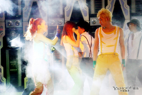 日本女优进军内地创业路 兼职陪酒无所不做