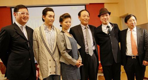 日本女优进军内地创业路 兼职陪酒无所不做