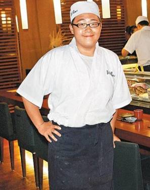 昔日红星沦为打工仔内幕：向海岚上海当白领消失娱乐圈