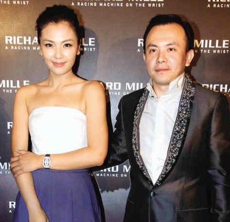 刘涛老公王珂破产抑郁磕药尿失禁